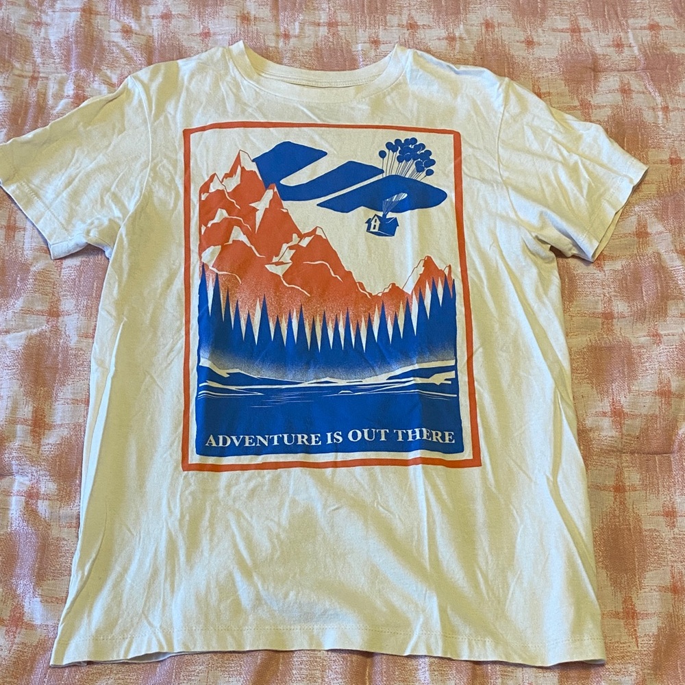 Disney White and Blue 'Up' Graphic Tee